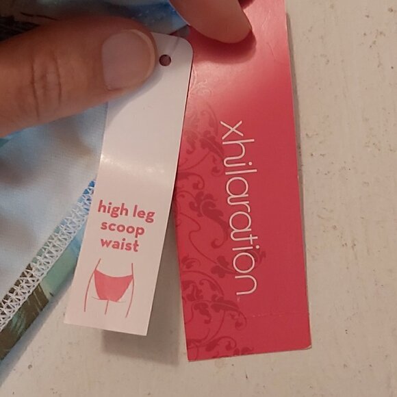 Xhilaration Women's Tropical High Leg Scoop Waist Bikini Bottom Size XS (00) - Picture 5 of 6